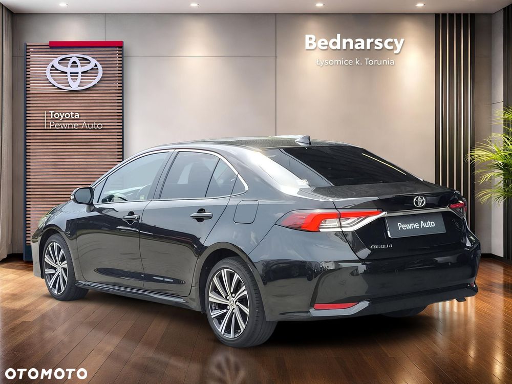 Toyota Corolla - 3