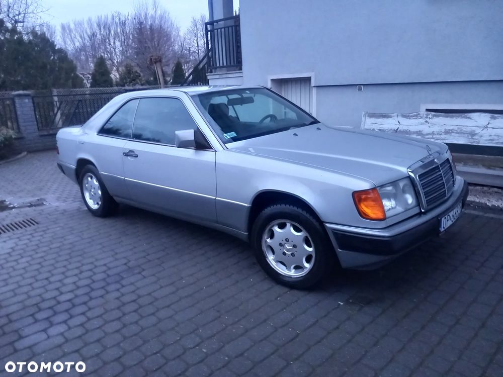 Mercedes-Benz W124 (1984-1993) - 1