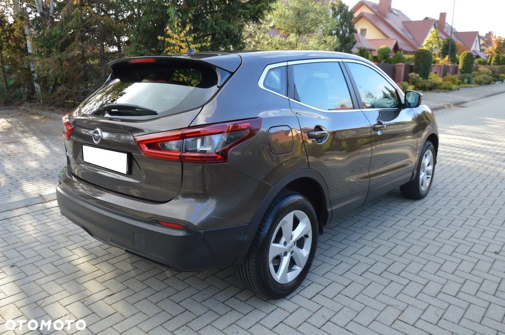 Nissan Qashqai - 14