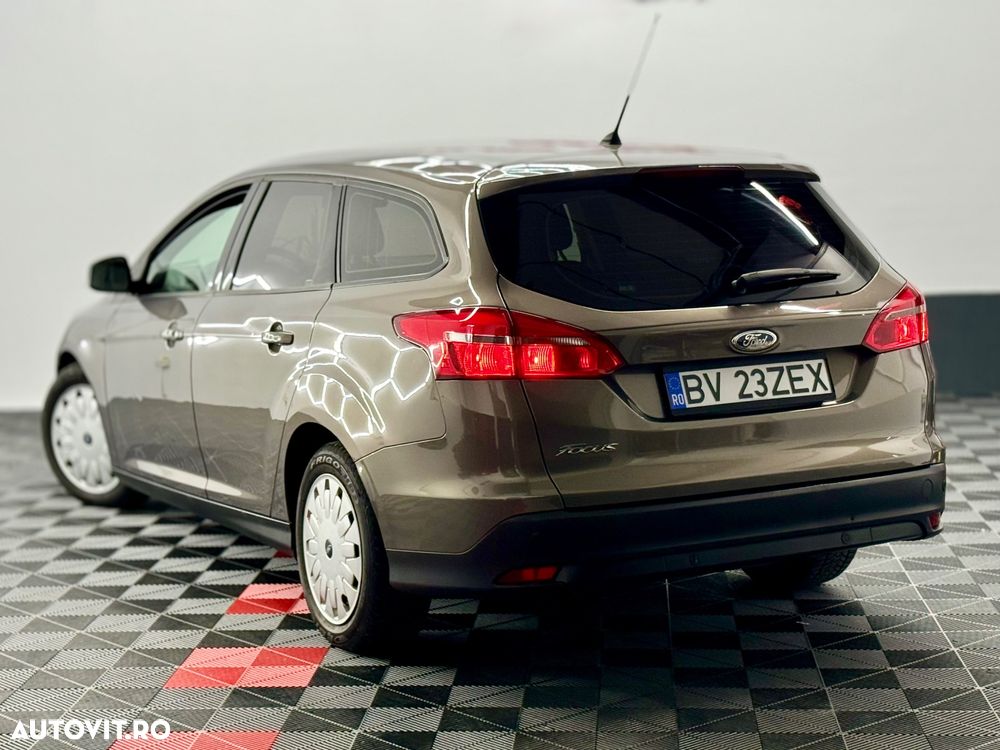 Ford Focus 1.5 TDCi Titanium - 4