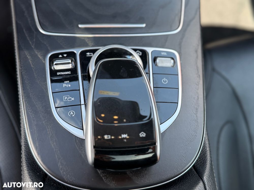 Mercedes-Benz CLS 400 d 4MATIC 9G-TRONIC AMG Line - 13