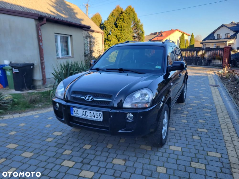 Hyundai Tucson 2.0 Comfort 2WD - 3