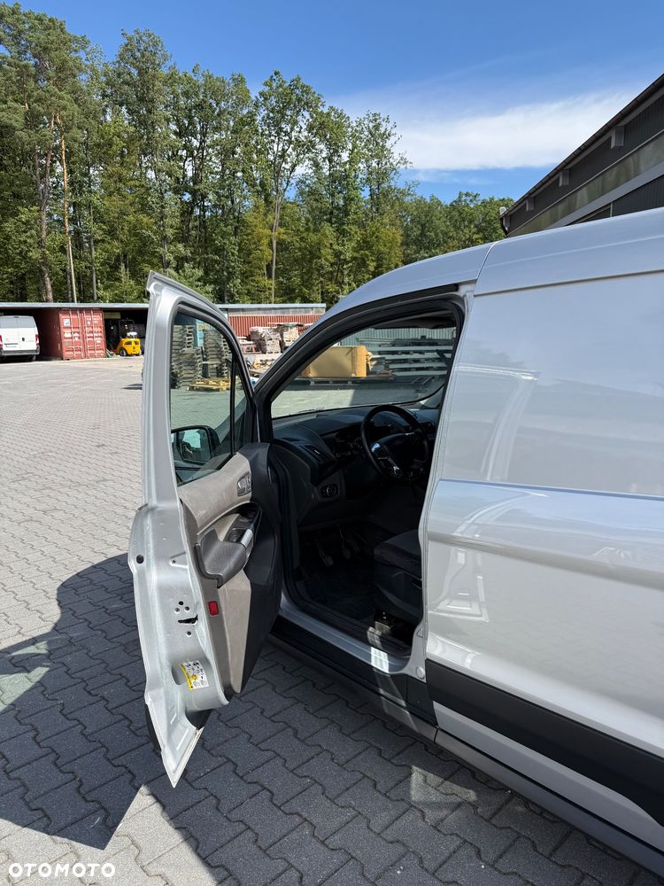 Ford Transit Connect - 9