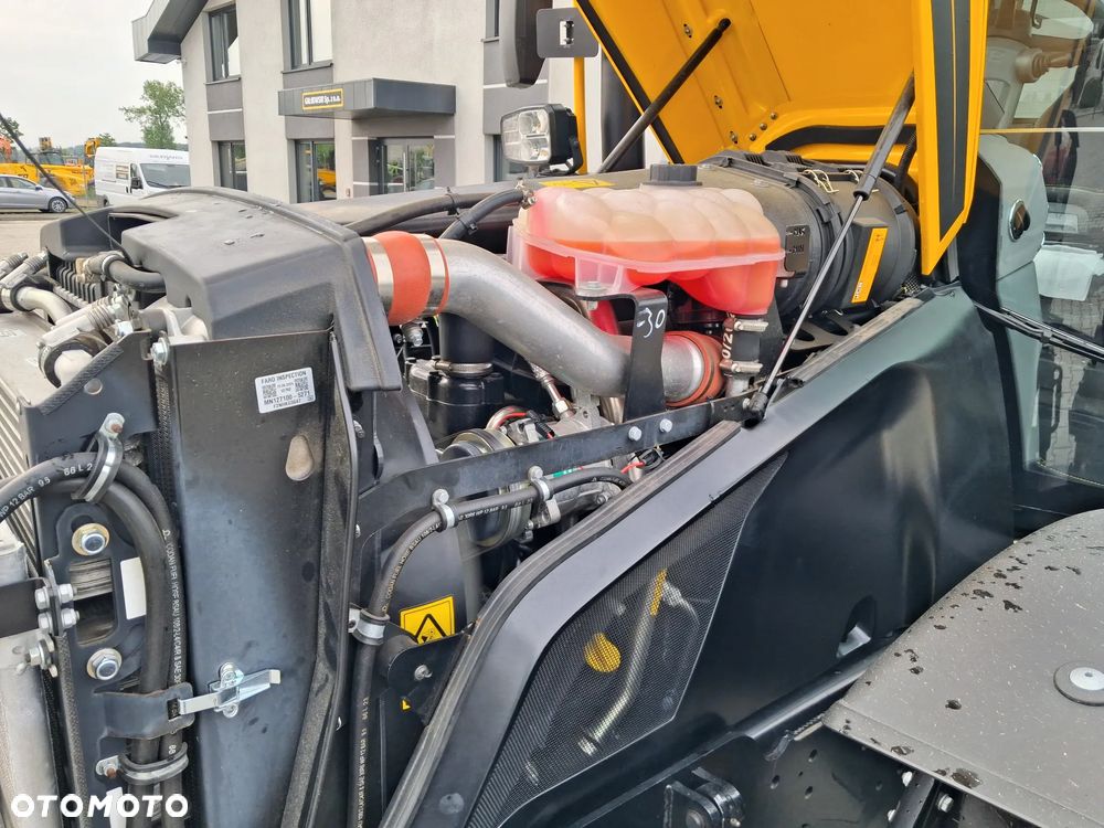 JCB FASTRAC 4220 ICON - 12