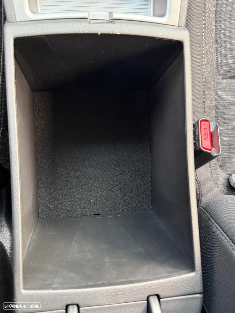 Hyundai Kauai Premium - 31