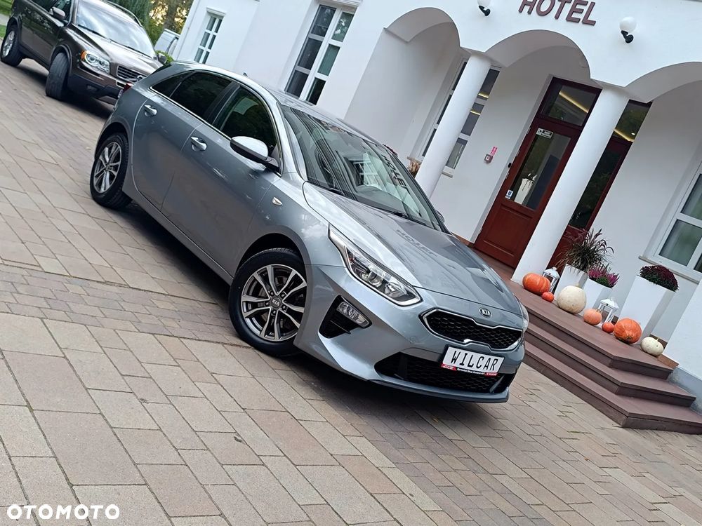 Kia Ceed 1.6 CRDi 136 ISG Spirit - 38
