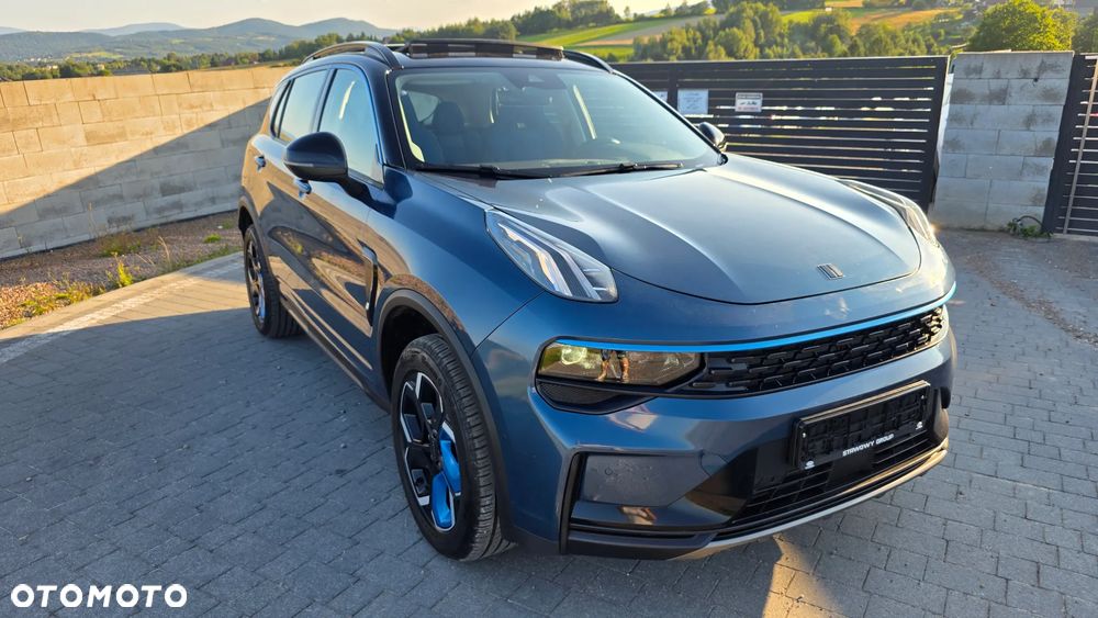 Lynk & Co 01 - 1