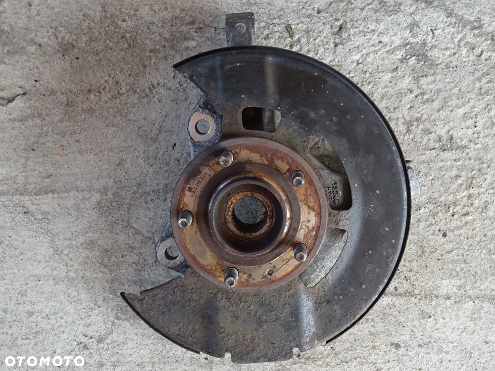 ZWROTNICA PIASTA PRAWY LEWY PRZÓD OPEL ZAFIRA C TOURER ORLANDO PRAWA LEWA PRZEDNIA - 10