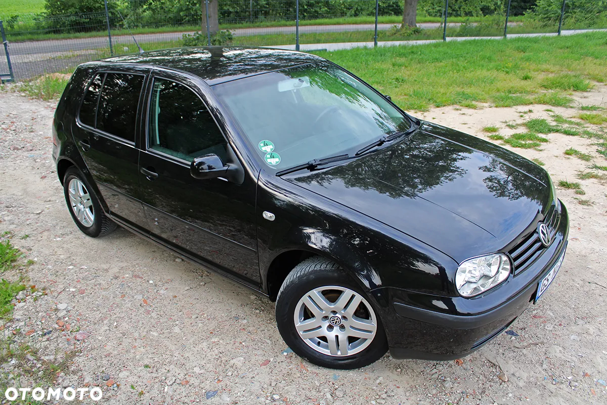 Volkswagen Golf - 38