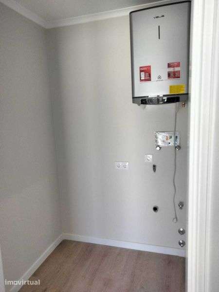 Moradia T2 renovada para arrendamento - Grande imagem: 5/5