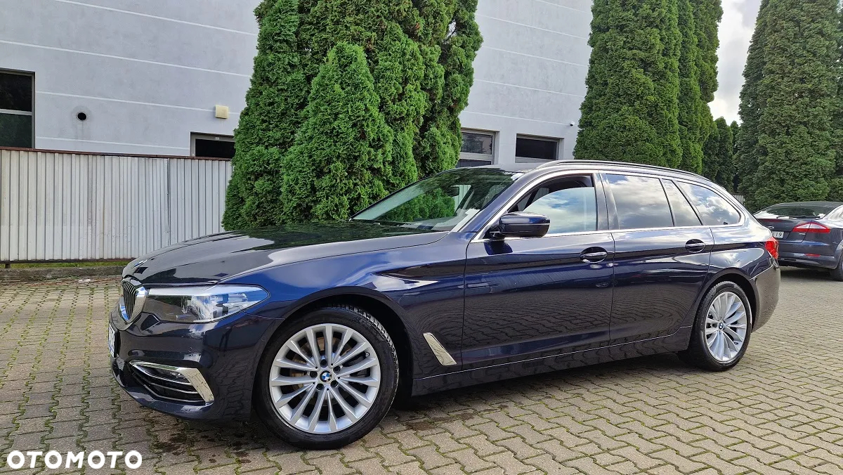 BMW Seria 5 520d xDrive Luxury Line sport - 2