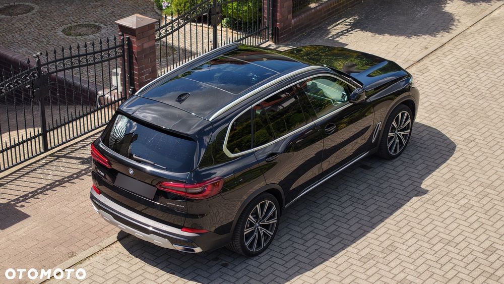 BMW X5 xDrive40d mHEV - 16