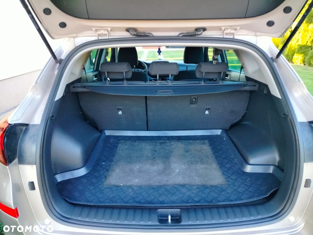 Hyundai Tucson 1.6 GDi Comfort 2WD - 31