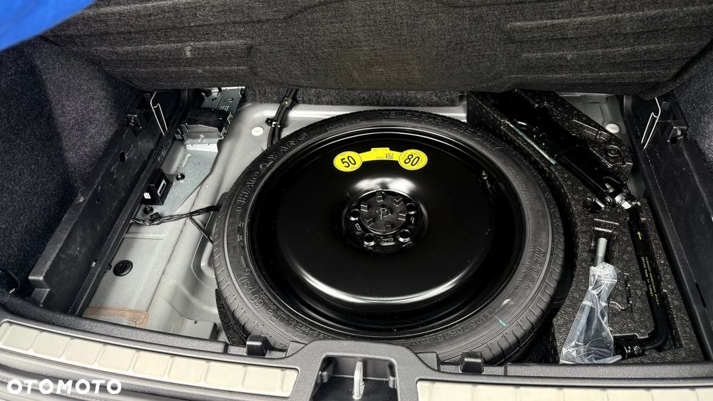 Volvo XC 40 B5 B AWD Momentum Pro - 34