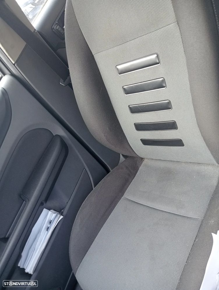 Ford Focus SW 1.6 TDCi Sport WRC - 5