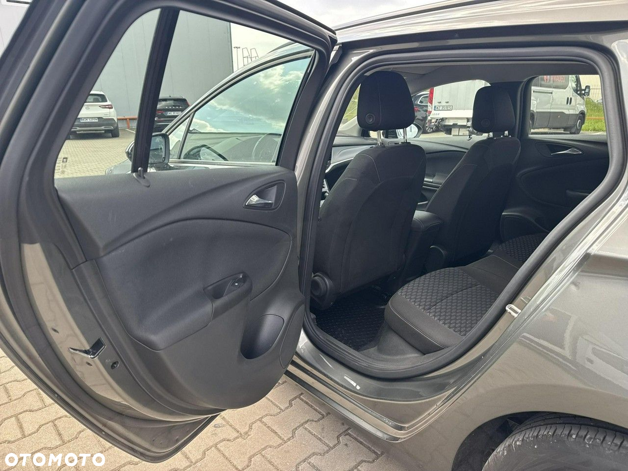 Opel Astra - 14