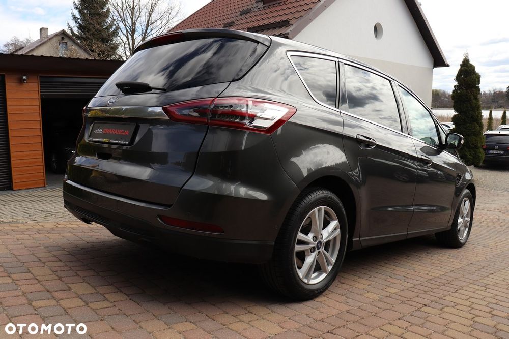 Ford S-Max - 31