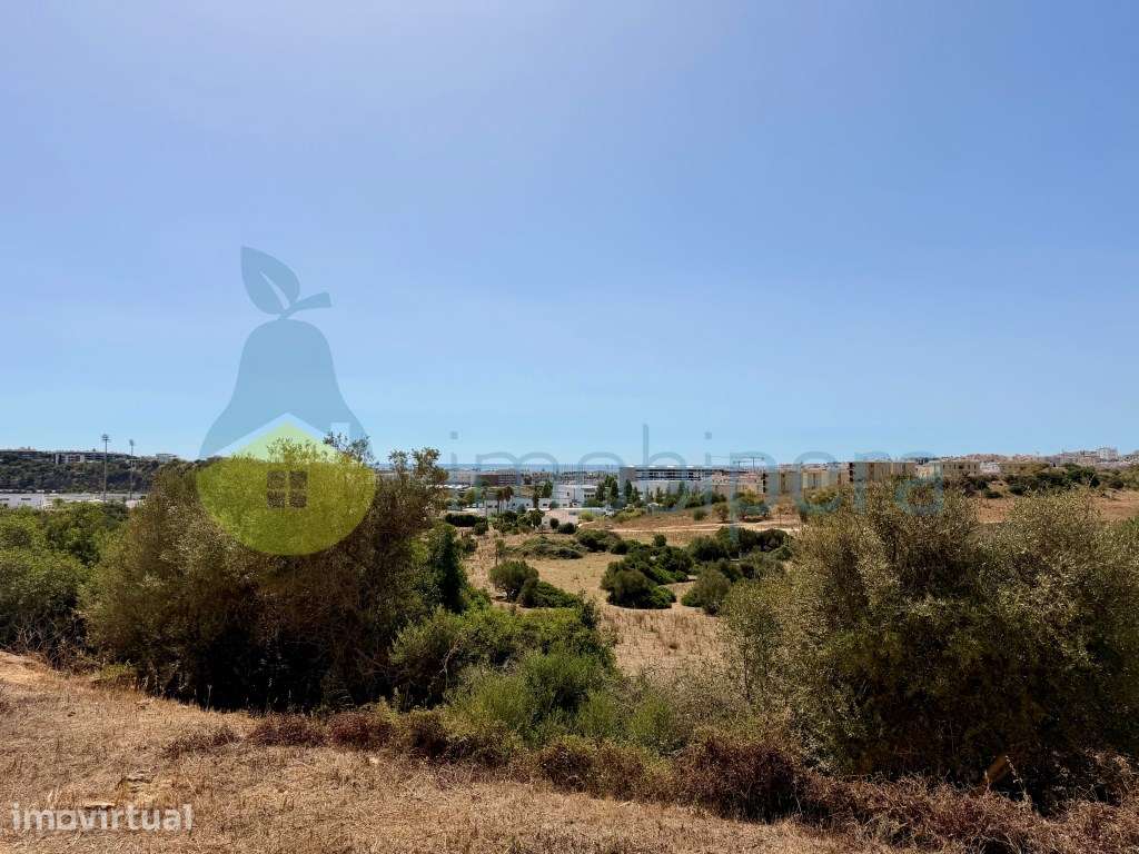 Terreno para Construção de Prédio Habitacional em Lagos - Grande imagem: 5/12
