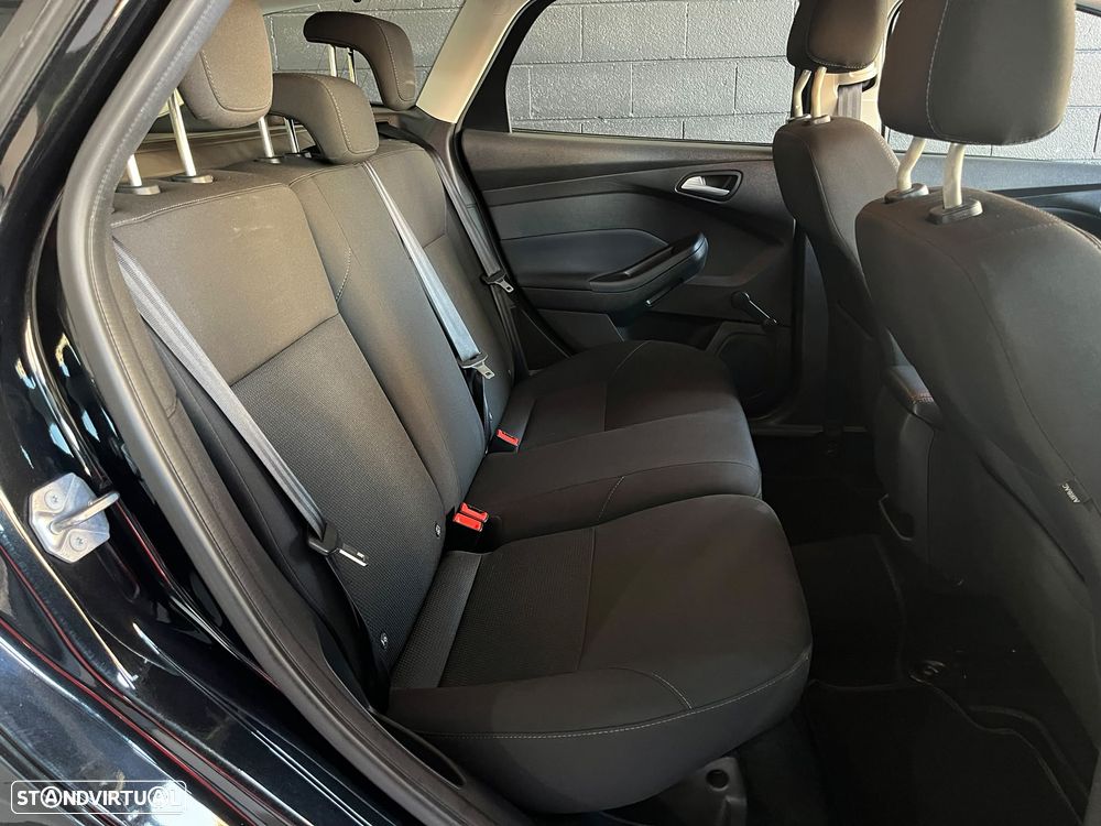 Ford Focus SW 1.5 TDCi Trend+ - 13