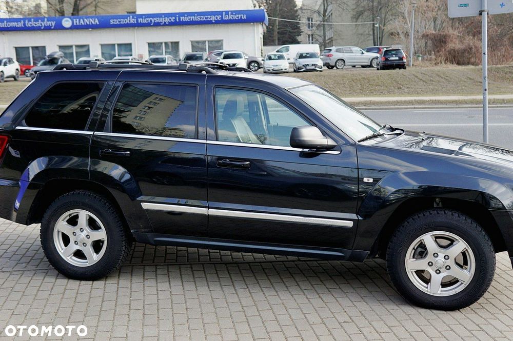 Jeep Grand Cherokee - 4