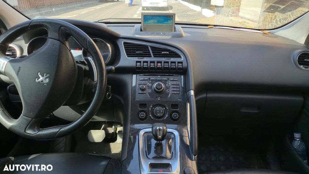 Peugeot 3008 Hybrid4 - 3