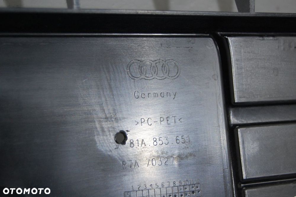 GRILL ATRAPA AUDI Q2 81A ORYGINAŁ 81A853651 - 2