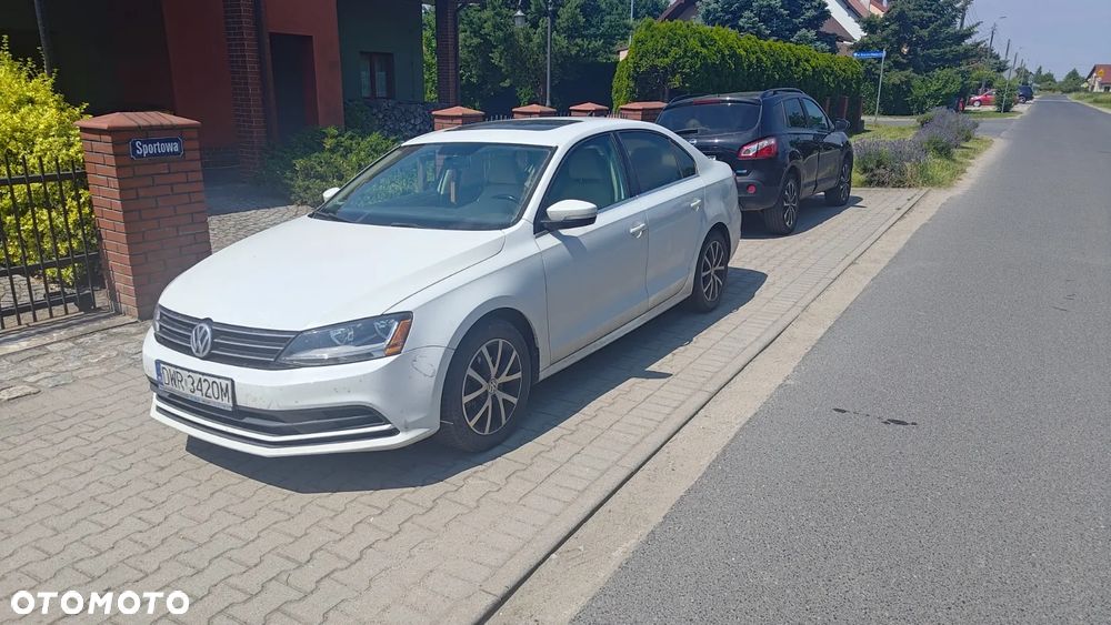 Volkswagen Jetta 1.4 TSI BMT Highline DSG - 1