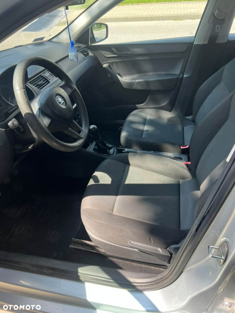 Skoda RAPID - 2