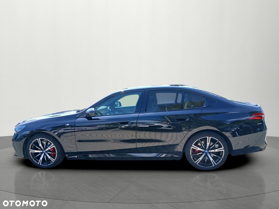 BMW Seria 5 530e PHEV M Sport Edition - 22