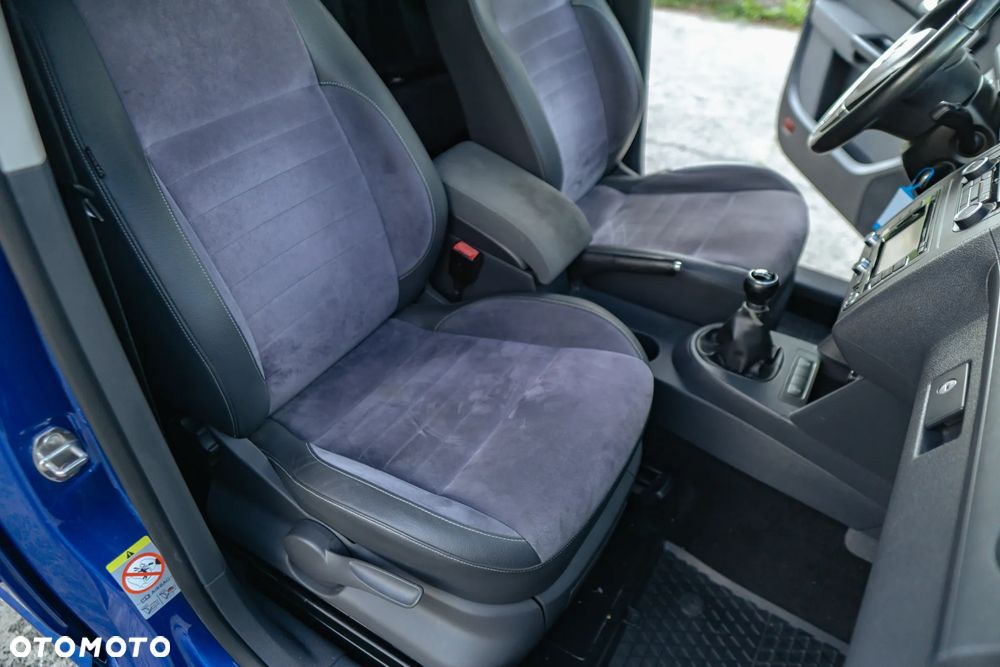 Volkswagen Caddy Highline - 18