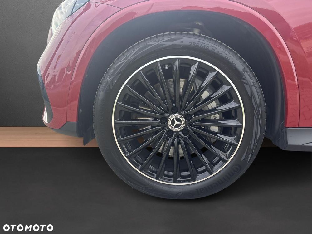 Mercedes-Benz GLC - 18