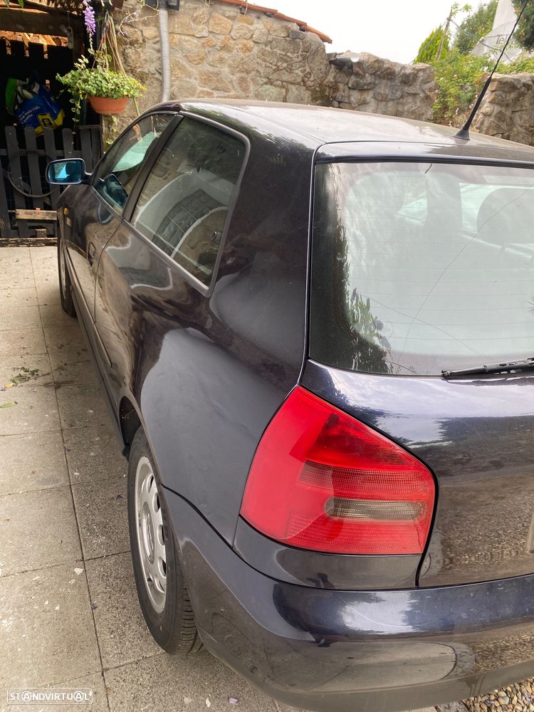 Audi A3 1.6 - 4
