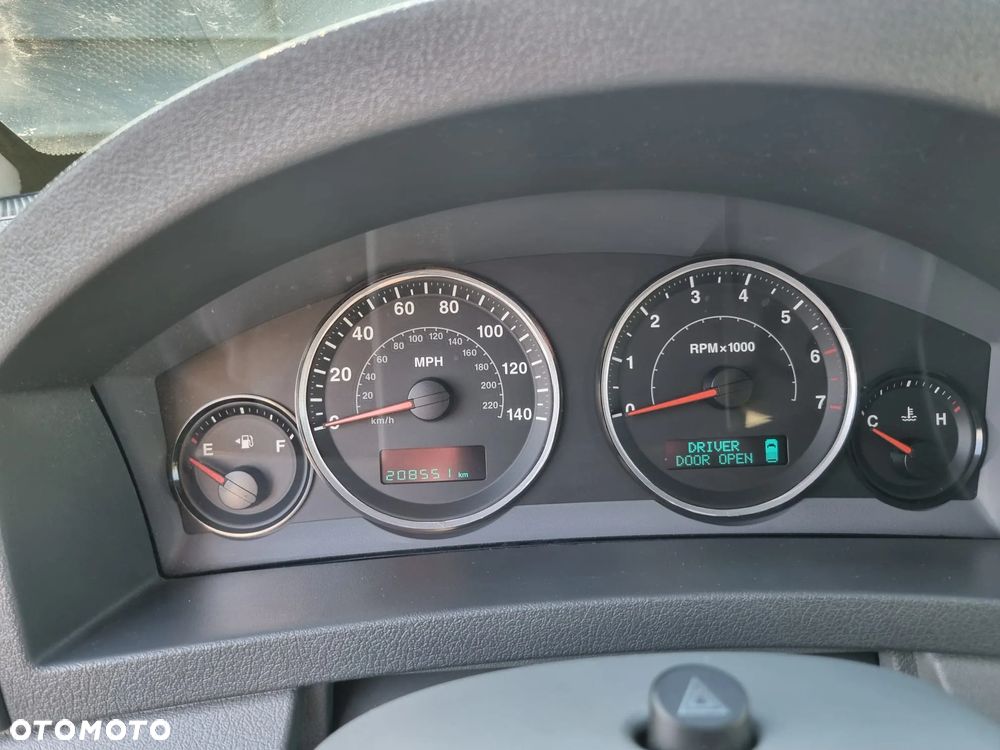 Jeep Grand Cherokee - 18