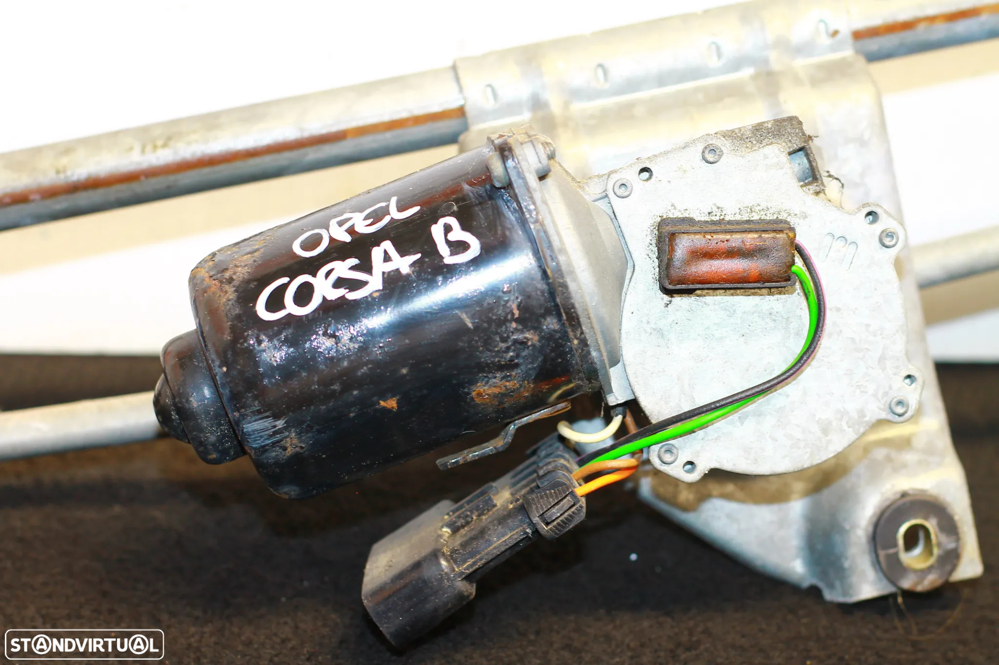 MOTOR LIMPA PARA-BRISAS OPEL CORSA B - 3