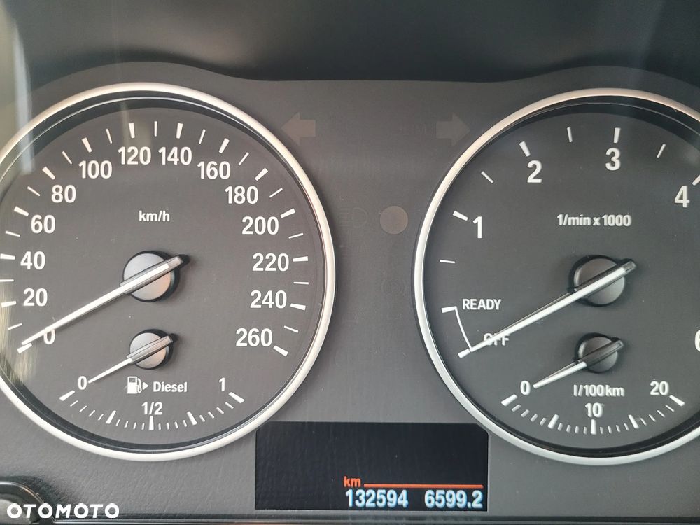 BMW Seria 2 218d - 20