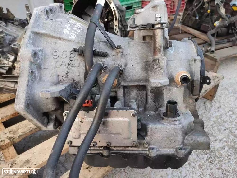 CAIXA VELOCIDADES CHRYSLER VOYAGER IV 2001 - 4