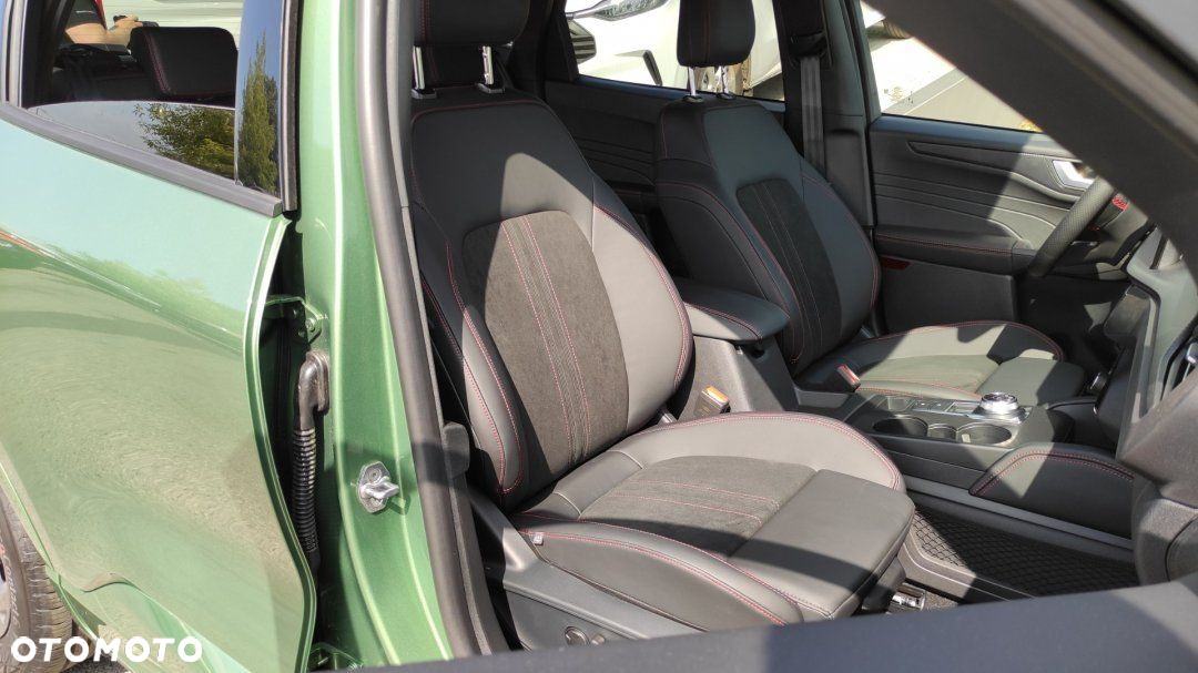 Ford Kuga - 11