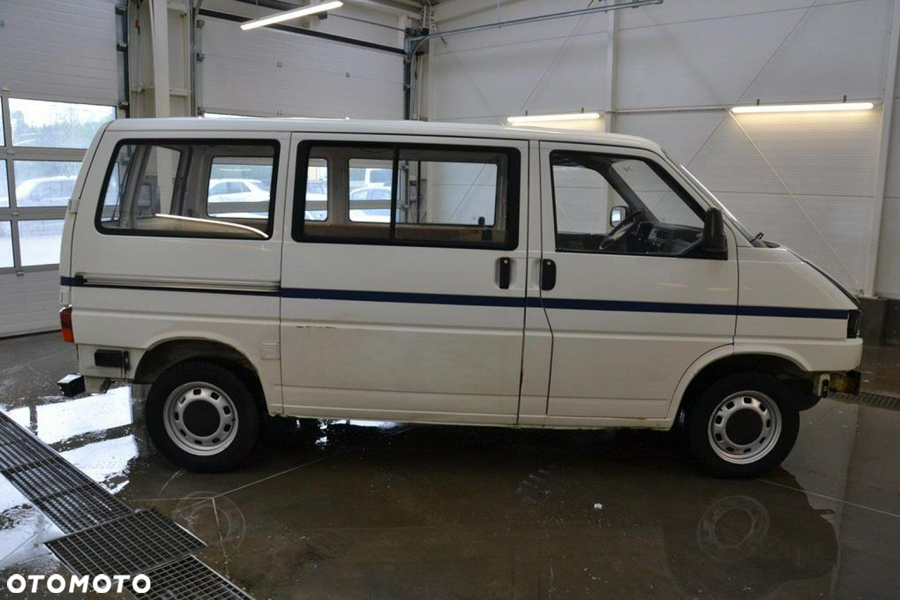Volkswagen Transporter - 5