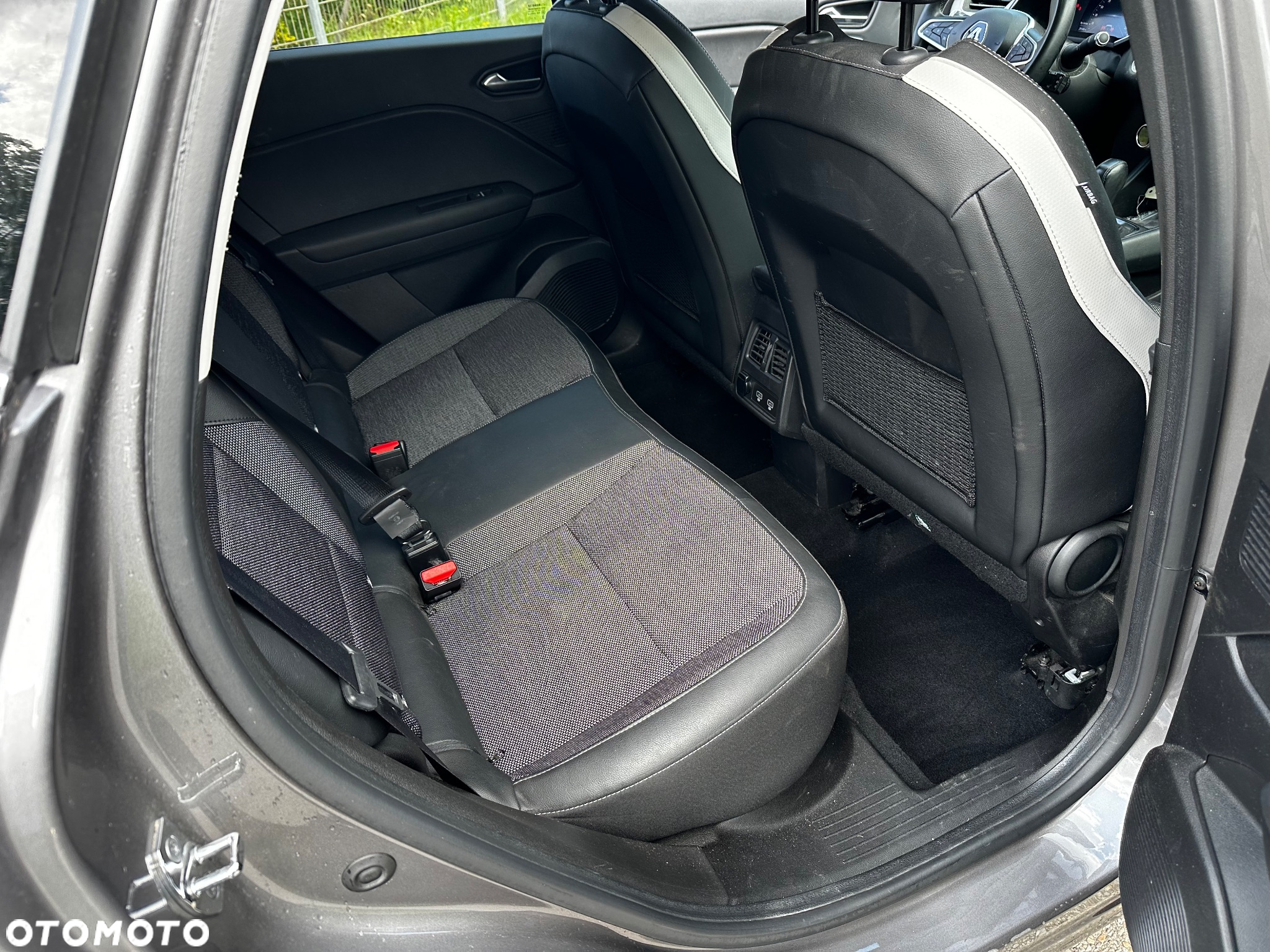 Renault Captur - 14
