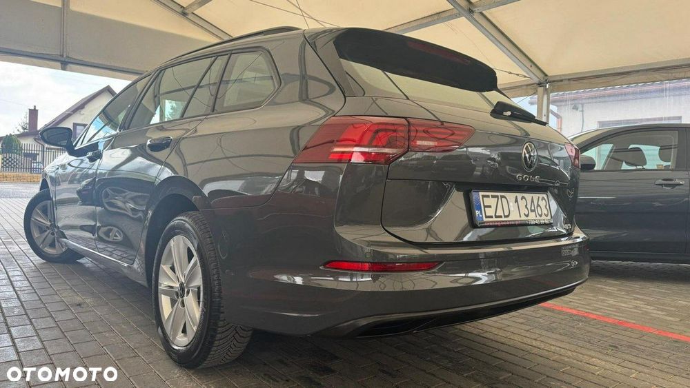 Volkswagen Golf Variant 1.5 eTSI mHEV Business DSG - 29