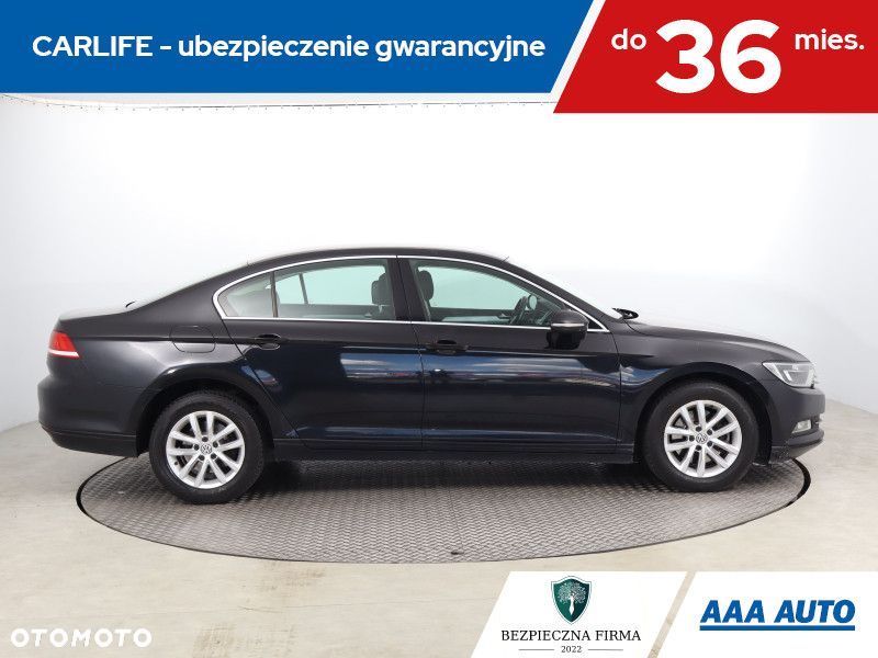 Volkswagen Passat - 7