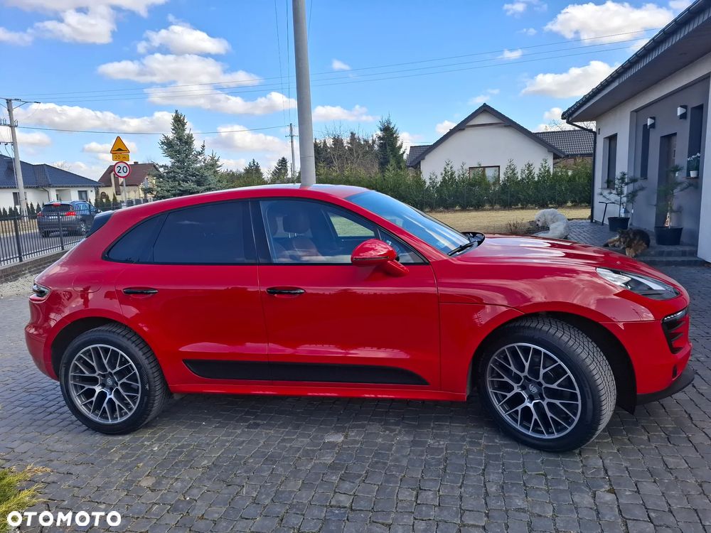 Porsche Macan - 2