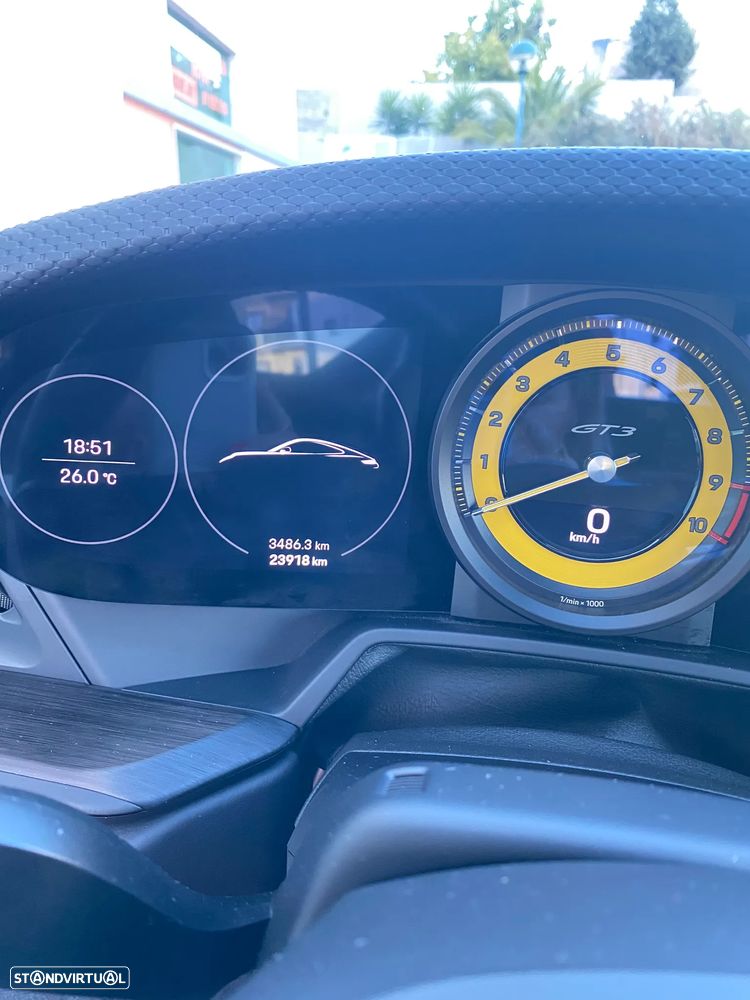 Porsche 911 (992) GT3 Touring Package PDK - 12