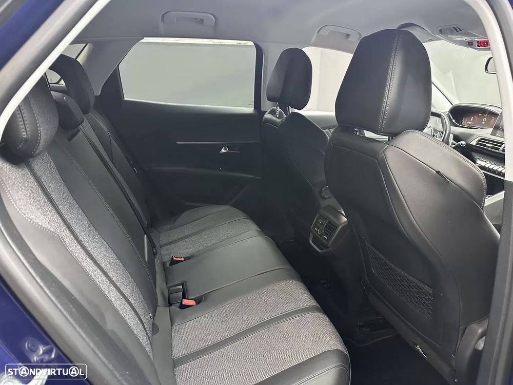 Peugeot 3008 - 15