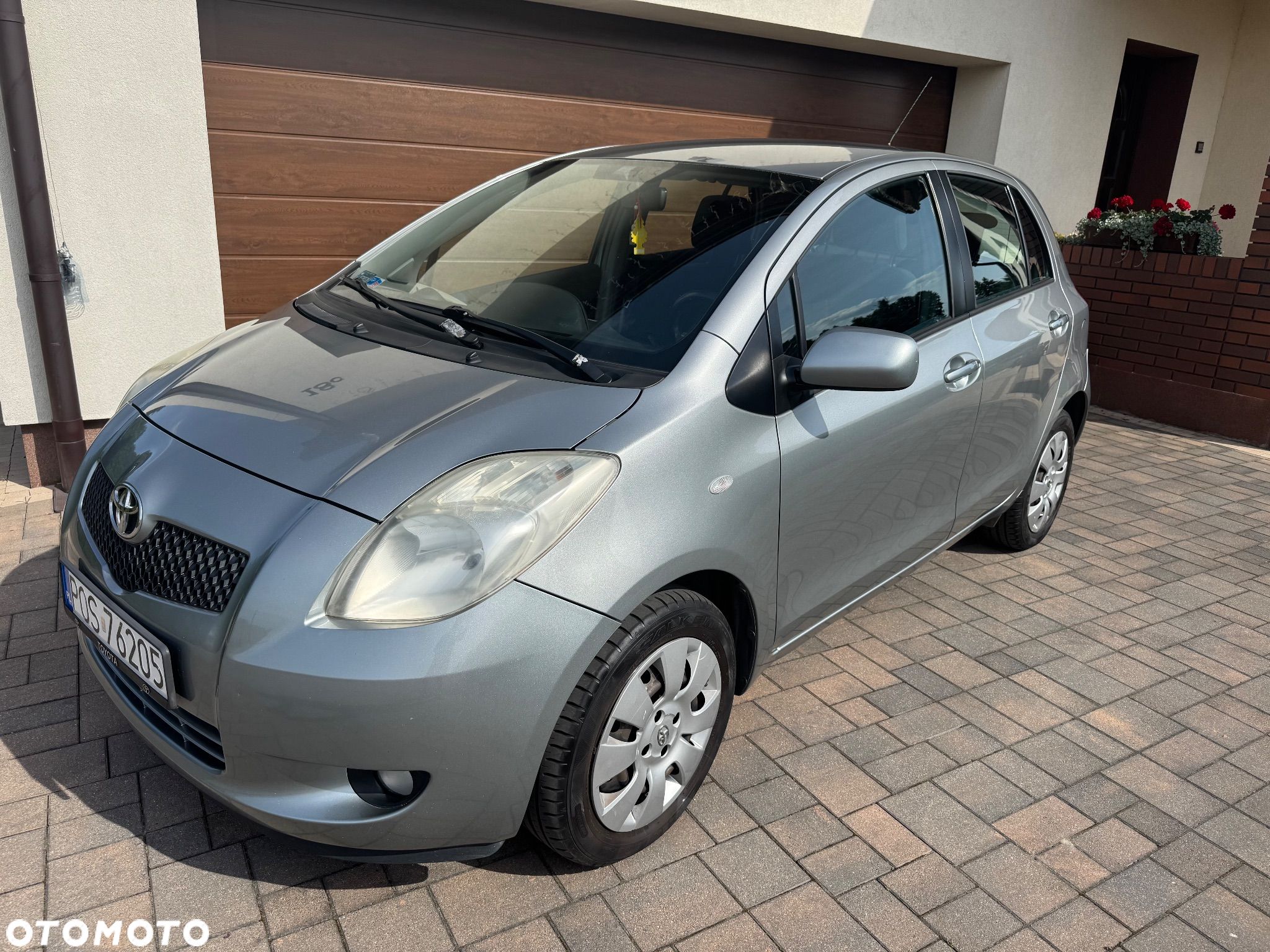 Toyota Yaris 1.3 VVT-i Luna - 1