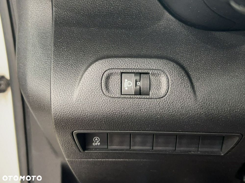 Toyota Proace City - 24
