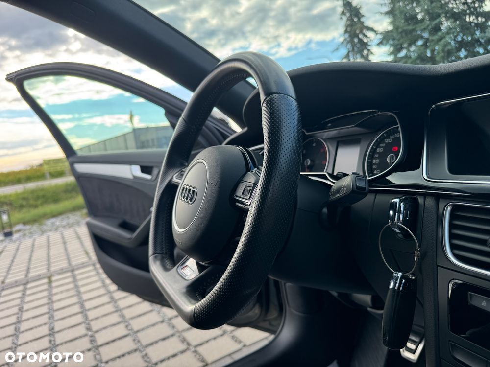 Audi A4 Avant 2.0 TDI DPF clean diesel S line Sportpaket - 28