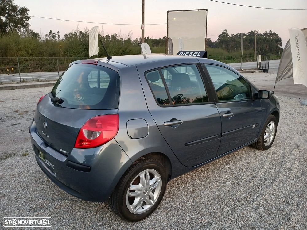 Renault Clio 1.5 dCi Dynamique - 11
