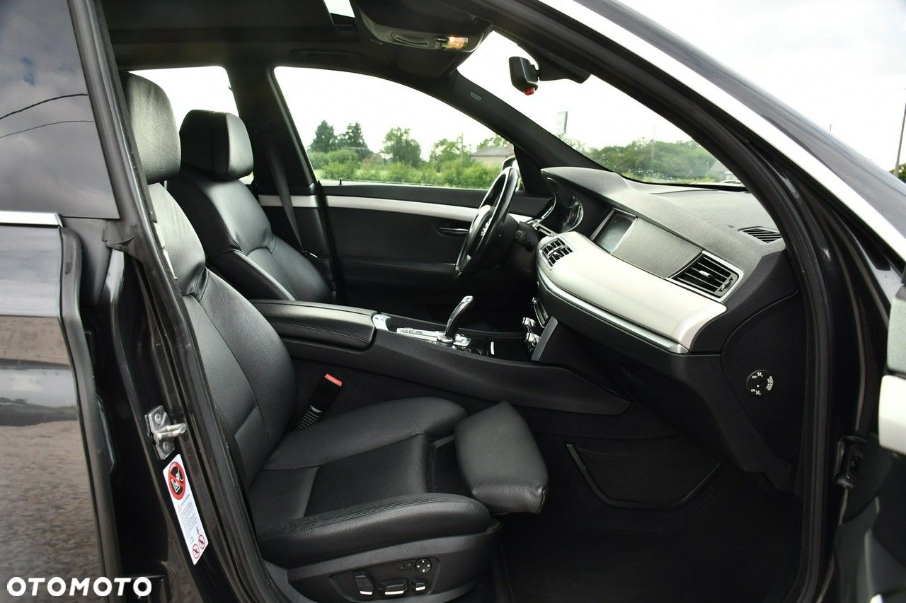 BMW 5GT 535i Gran Turismo - 30