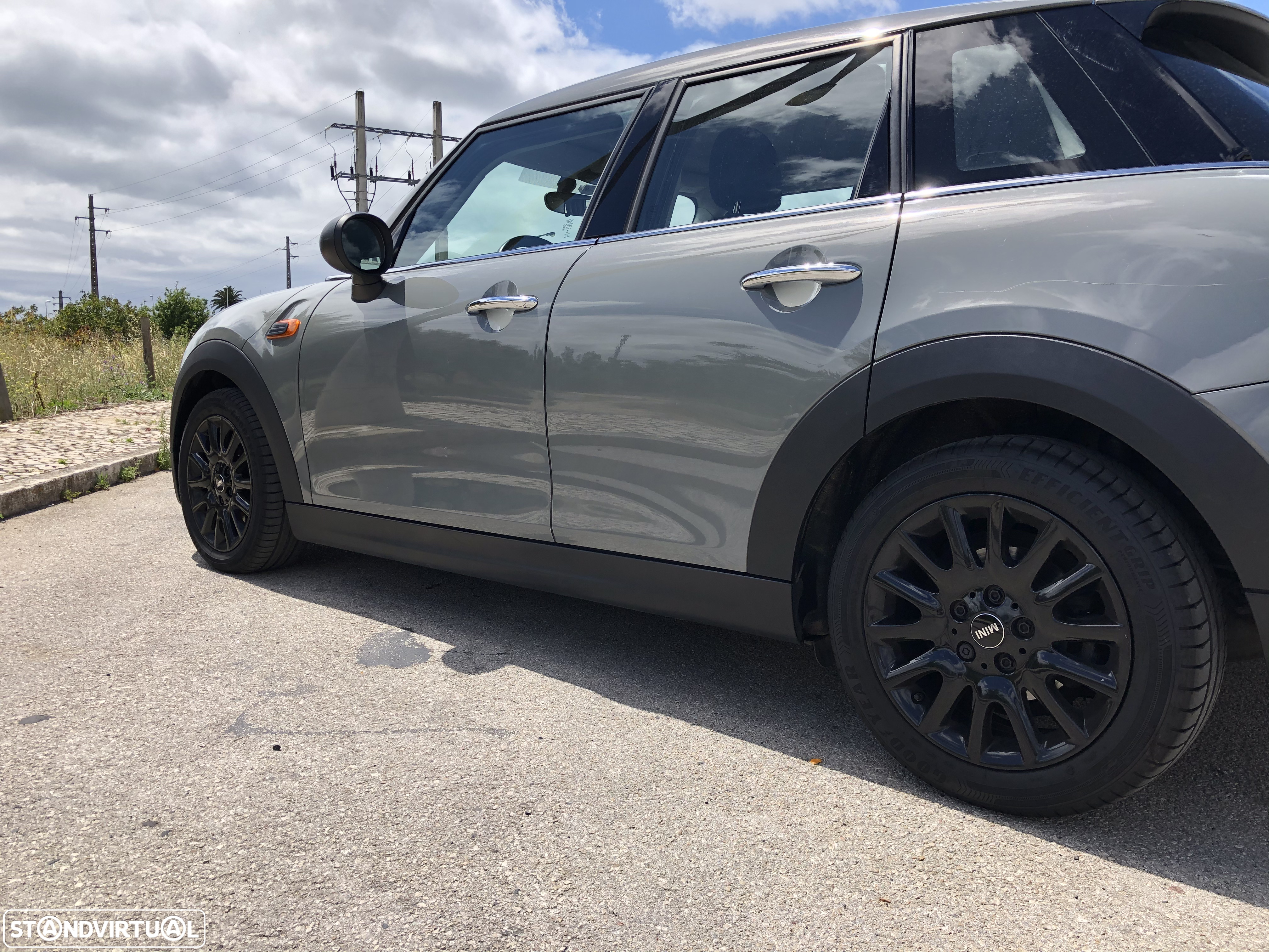 MINI 5 Portas One D - 5